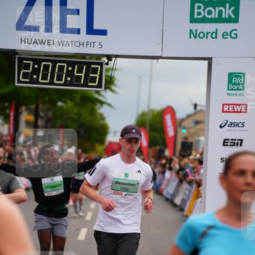 20.09.2026 - PSD Bank Halbmarathon LAZAROV Photography http://msf.ph/oto/10521124 20.09.2026 12:00:43 Ziel 1018, 1100, 1334, 1660, 2757, 3124, 3489, 3661, 3915, 3980, 4265, 4696 meine-sportfotos.de