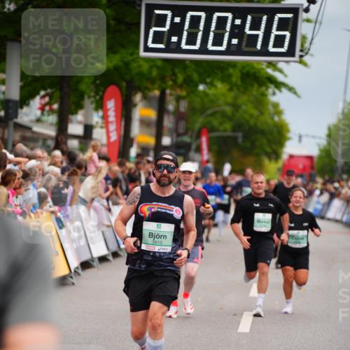 20.09.2026 - PSD Bank Halbmarathon LAZAROV Photography http://msf.ph/oto/10521151 20.09.2026 12:00:46 Ziel 1018, 1334, 1660, 2194, 2757, 2986, 3489, 3661, 3915, 3980, 4122, 4265, 4696 meine-sportfotos.de