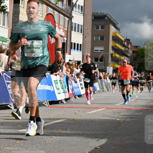 20.09.2026 - PSD Bank Halbmarathon J. Mangold http://msf.ph/oto/10521180 20.09.2026 11:56:05 Ziel 1183, 1272, 1426, 1541, 1620, 2955, 3441, 3593, 3872, 3932, 3943, 4224 meine-sportfotos.de