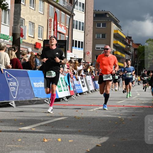 20.09.2026 - PSD Bank Halbmarathon J. Mangold http://msf.ph/oto/10521186 20.09.2026 11:56:06 Ziel 1183, 1272, 1426, 1541, 1620, 2955, 3441, 3593, 3872, 3932, 3943, 4224 meine-sportfotos.de