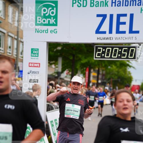 20.09.2026 - PSD Bank Halbmarathon LAZAROV Photography http://msf.ph/oto/10521187 20.09.2026 12:00:50 Ziel 1018, 1366, 2194, 2938, 2986, 3123, 3751, 3915, 3980, 4122, 4696 meine-sportfotos.de