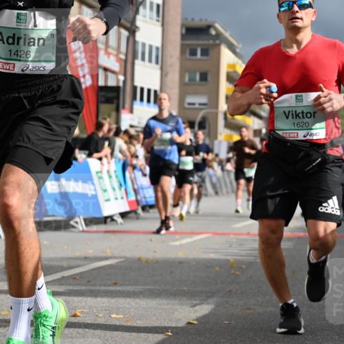 20.09.2026 - PSD Bank Halbmarathon J. Mangold http://msf.ph/oto/10521217 20.09.2026 11:56:11 Ziel 1183, 1426, 1514, 1541, 1620, 1824, 1920, 2180, 2955, 3441, 3545, 3593, 3744, 3872, 3932, 3943, 4525, 4692 meine-sportfotos.de
