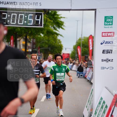 20.09.2026 - PSD Bank Halbmarathon LAZAROV Photography http://msf.ph/oto/10521218 20.09.2026 12:00:53 Ziel 1366, 2020, 2194, 2938, 2986, 3123, 3383, 3554, 3751, 3915, 4122 meine-sportfotos.de