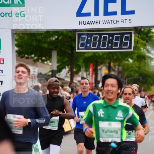 20.09.2026 - PSD Bank Halbmarathon LAZAROV Photography http://msf.ph/oto/10521233 20.09.2026 12:00:55 Ziel 1366, 2020, 2194, 2938, 2986, 3027, 3123, 3383, 3554, 3751, 3915, 4122 meine-sportfotos.de