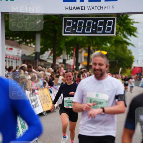 20.09.2026 - PSD Bank Halbmarathon LAZAROV Photography http://msf.ph/oto/10521268 20.09.2026 12:00:57 Ziel 1366, 2020, 2938, 3027, 3123, 3283, 3383, 3554, 3751, 4122 meine-sportfotos.de