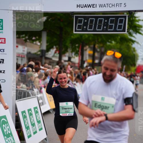 20.09.2026 - PSD Bank Halbmarathon LAZAROV Photography http://msf.ph/oto/10521275 20.09.2026 12:00:58 Ziel 1366, 2020, 2938, 3027, 3123, 3283, 3383, 3554, 3751 meine-sportfotos.de