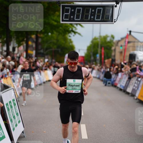 20.09.2026 - PSD Bank Halbmarathon LAZAROV Photography http://msf.ph/oto/10521299 20.09.2026 12:01:01 Ziel 1271, 1366, 1682, 2020, 3027, 3123, 3283, 3368, 3383, 3554, 3751 meine-sportfotos.de