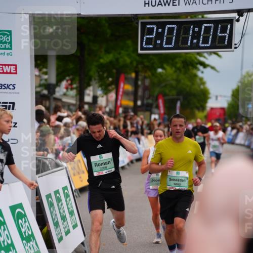 20.09.2026 - PSD Bank Halbmarathon LAZAROV Photography http://msf.ph/oto/10521322 20.09.2026 12:01:04 Ziel 1271, 1682, 2567, 3027, 3283, 3368, 3554, 4199 meine-sportfotos.de