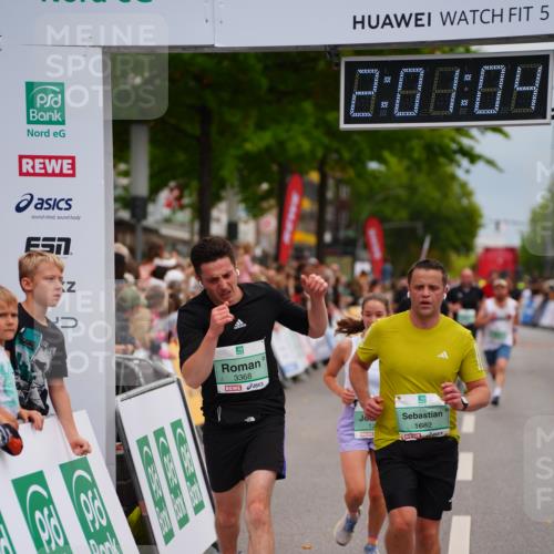 20.09.2026 - PSD Bank Halbmarathon LAZAROV Photography http://msf.ph/oto/10521332 20.09.2026 12:01:04 Ziel 1271, 1682, 2567, 3027, 3283, 3368, 3554, 4199 meine-sportfotos.de