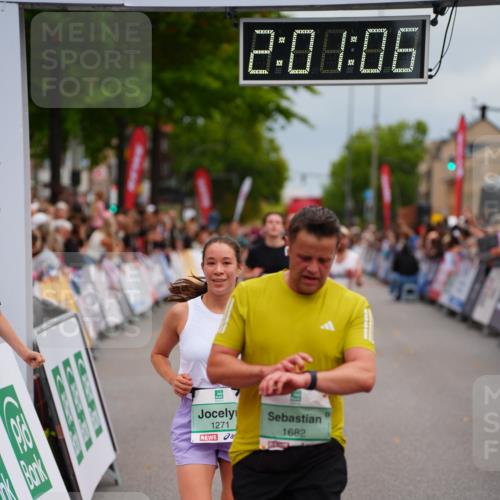 20.09.2026 - PSD Bank Halbmarathon LAZAROV Photography http://msf.ph/oto/10521335 20.09.2026 12:01:05 Ziel 1271, 1682, 2567, 3027, 3283, 3368, 4199 meine-sportfotos.de