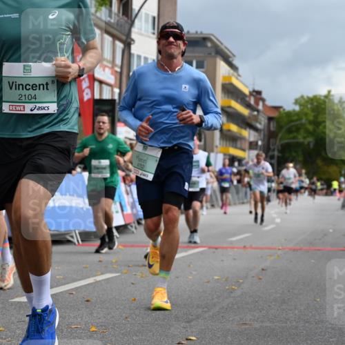 20.09.2026 - PSD Bank Halbmarathon J. Mangold http://msf.ph/oto/10521362 20.09.2026 11:57:00 Ziel 1249, 1685, 1700, 1986, 2079, 2104, 2354, 3079, 3784, 3927, 4302, 4464, 4671, 4752, 4753 meine-sportfotos.de