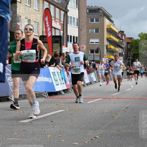 20.09.2026 - PSD Bank Halbmarathon J. Mangold http://msf.ph/oto/10521363 20.09.2026 11:57:01 Ziel 1249, 1263, 1685, 1700, 1986, 2079, 2104, 2354, 3079, 3640, 3784, 3927, 4302, 4464, 4671, 4752, 4753 meine-sportfotos.de