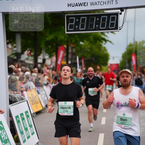 20.09.2026 - PSD Bank Halbmarathon LAZAROV Photography http://msf.ph/oto/10521366 20.09.2026 12:01:08 Ziel 1271, 1682, 2567, 3283, 3368, 4043, 4199 meine-sportfotos.de
