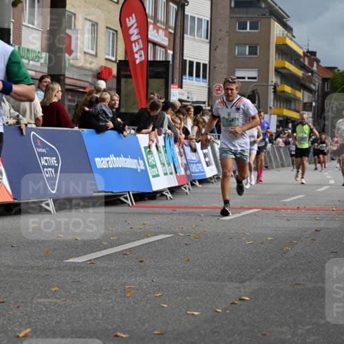 20.09.2026 - PSD Bank Halbmarathon J. Mangold http://msf.ph/oto/10521377 20.09.2026 11:57:04 Ziel 1249, 1263, 1685, 1700, 1986, 2104, 2354, 2480, 3079, 3640, 3645, 4302, 4464, 4724, 4752 meine-sportfotos.de