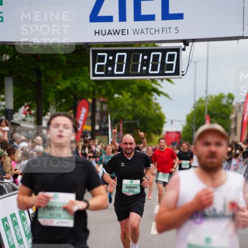 20.09.2026 - PSD Bank Halbmarathon LAZAROV Photography http://msf.ph/oto/10521378 20.09.2026 12:01:09 Ziel 1271, 1451, 1682, 2567, 3283, 3368, 3789, 4043, 4199 meine-sportfotos.de