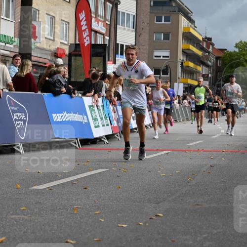 20.09.2026 - PSD Bank Halbmarathon J. Mangold http://msf.ph/oto/10521380 20.09.2026 11:57:04 Ziel 1249, 1263, 1685, 1700, 1986, 2104, 2354, 2480, 3079, 3640, 3645, 4302, 4464, 4724, 4752 meine-sportfotos.de