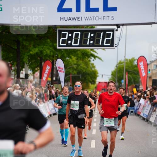 20.09.2026 - PSD Bank Halbmarathon LAZAROV Photography http://msf.ph/oto/10521387 20.09.2026 12:01:11 Ziel 1271, 1451, 1682, 1818, 2375, 2527, 2567, 3368, 3789, 4043, 4199 meine-sportfotos.de