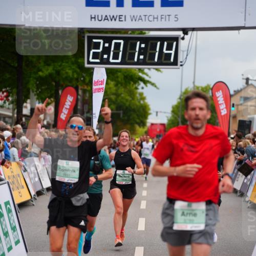 20.09.2026 - PSD Bank Halbmarathon LAZAROV Photography http://msf.ph/oto/10521411 20.09.2026 12:01:13 Ziel 1271, 1451, 1818, 2375, 2527, 2567, 3789, 4043, 4199 meine-sportfotos.de