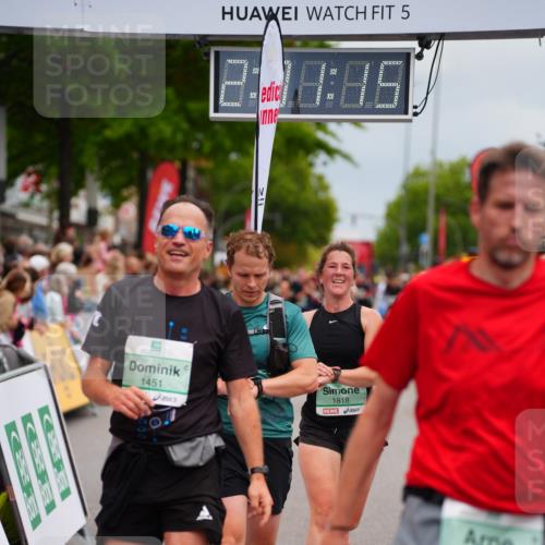 20.09.2026 - PSD Bank Halbmarathon LAZAROV Photography http://msf.ph/oto/10521425 20.09.2026 12:01:15 Ziel 1451, 1818, 2375, 2527, 2567, 3789, 4043, 4199 meine-sportfotos.de