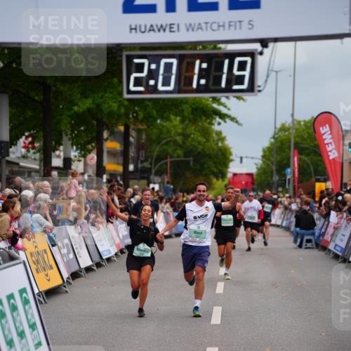 20.09.2026 - PSD Bank Halbmarathon LAZAROV Photography http://msf.ph/oto/10521438 20.09.2026 12:01:19 Ziel 1027, 1451, 1641, 1818, 1928, 2375, 2527, 3789 meine-sportfotos.de