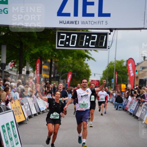 20.09.2026 - PSD Bank Halbmarathon LAZAROV Photography http://msf.ph/oto/10521449 20.09.2026 12:01:20 Ziel 1027, 1451, 1641, 1818, 1928, 2375, 2527, 3789 meine-sportfotos.de