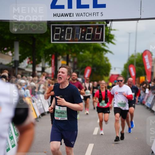 20.09.2026 - PSD Bank Halbmarathon LAZAROV Photography http://msf.ph/oto/10521504 20.09.2026 12:01:24 Ziel 1027, 1641, 1928, 2142, 2174, 2494, 2661, 2748, 4334 meine-sportfotos.de