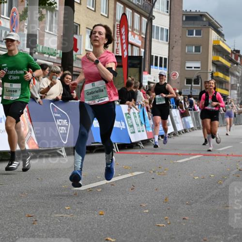 20.09.2026 - PSD Bank Halbmarathon J. Mangold http://msf.ph/oto/10521508 20.09.2026 11:57:32 Ziel 1052, 1301, 1711, 1761, 2052, 2092, 2148, 2253, 2540, 3256, 3260, 3374, 3624, 3935, 4489 meine-sportfotos.de