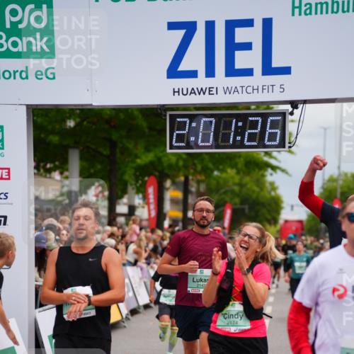 20.09.2026 - PSD Bank Halbmarathon LAZAROV Photography http://msf.ph/oto/10521533 20.09.2026 12:01:25 Ziel 1027, 1641, 1928, 2142, 2174, 2494, 2661, 2748, 3271, 4334 meine-sportfotos.de