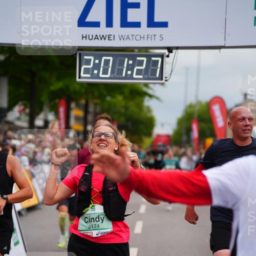 20.09.2026 - PSD Bank Halbmarathon LAZAROV Photography http://msf.ph/oto/10521545 20.09.2026 12:01:26 Ziel 1027, 1641, 1928, 2142, 2174, 2494, 2661, 2748, 3271, 3492, 4334 meine-sportfotos.de