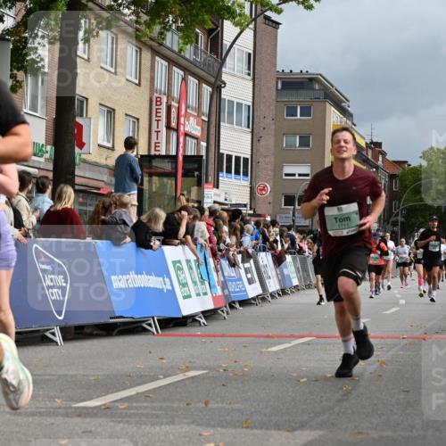 20.09.2026 - PSD Bank Halbmarathon J. Mangold http://msf.ph/oto/10521547 20.09.2026 11:57:39 Ziel 1052, 1301, 1709, 1711, 2052, 2092, 2253, 2540, 2846, 3256, 3374, 3624, 3762, 3935, 4610 meine-sportfotos.de