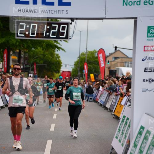 20.09.2026 - PSD Bank Halbmarathon LAZAROV Photography http://msf.ph/oto/10521572 20.09.2026 12:01:28 Ziel 1027, 1641, 1928, 1999, 2142, 2174, 2494, 2661, 2748, 3271, 3492, 4334 meine-sportfotos.de