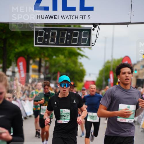 20.09.2026 - PSD Bank Halbmarathon LAZAROV Photography http://msf.ph/oto/10521651 20.09.2026 12:01:34 Ziel 1142, 1328, 1382, 1393, 1933, 1999, 2142, 2189, 2383, 2748, 3148, 3271, 3446, 3492 meine-sportfotos.de