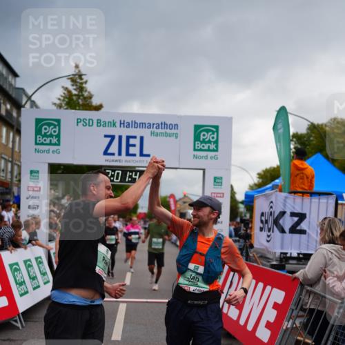 20.09.2026 - PSD Bank Halbmarathon LAZAROV Photography http://msf.ph/oto/10521739 20.09.2026 12:01:40 Ziel 1142, 1227, 1328, 1382, 1393, 1933, 2169, 2189, 2383, 2397, 3148, 3161, 3399, 3446, 3862, 4707 meine-sportfotos.de