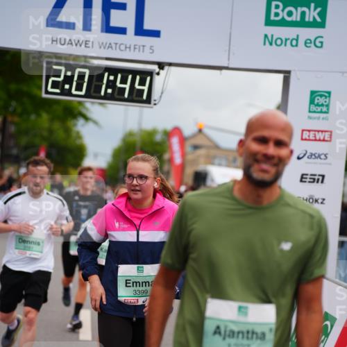 20.09.2026 - PSD Bank Halbmarathon LAZAROV Photography http://msf.ph/oto/10521774 20.09.2026 12:01:43 Ziel 1142, 1227, 1257, 1328, 1382, 1393, 1689, 2169, 2397, 3148, 3161, 3218, 3399, 3446, 3862, 4707 meine-sportfotos.de