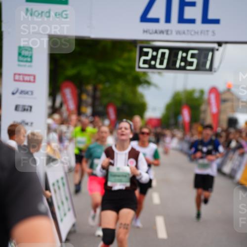 20.09.2026 - PSD Bank Halbmarathon LAZAROV Photography http://msf.ph/oto/10521841 20.09.2026 12:01:50 Ziel 1153, 1257, 1607, 1689, 2169, 2806, 3161, 3218, 3302, 3862, 4089, 4549 meine-sportfotos.de