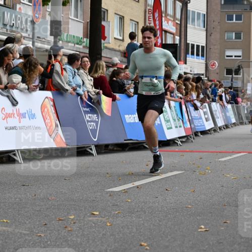 20.09.2026 - PSD Bank Halbmarathon J. Mangold http://msf.ph/oto/10521867 20.09.2026 11:58:26 Ziel 1398, 1621, 1741, 1795, 1956, 2612, 3183, 3490, 3604, 3801, 4013 meine-sportfotos.de