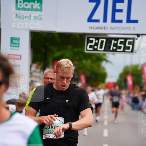 20.09.2026 - PSD Bank Halbmarathon LAZAROV Photography http://msf.ph/oto/10521897 20.09.2026 12:01:54 Ziel 1153, 1257, 1607, 2806, 3218, 3302, 3485, 4089, 4549, 4646 meine-sportfotos.de