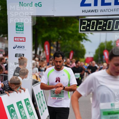 20.09.2026 - PSD Bank Halbmarathon LAZAROV Photography http://msf.ph/oto/10521969 20.09.2026 12:02:00 Ziel 1607, 2806, 2881, 2995, 3007, 3135, 3302, 3485, 4549, 4646 meine-sportfotos.de