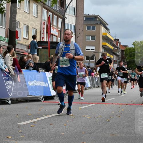 20.09.2026 - PSD Bank Halbmarathon J. Mangold http://msf.ph/oto/10521976 20.09.2026 11:58:36 Ziel 1035, 1251, 1304, 1741, 1795, 1936, 1956, 2290, 3183, 3447, 3490, 3598, 4013, 4355, 4570, 4572 meine-sportfotos.de