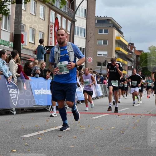 20.09.2026 - PSD Bank Halbmarathon J. Mangold http://msf.ph/oto/10521979 20.09.2026 11:58:36 Ziel 1035, 1251, 1304, 1741, 1795, 1936, 1956, 2290, 3183, 3447, 3490, 3598, 4013, 4355, 4570, 4572 meine-sportfotos.de