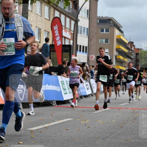 20.09.2026 - PSD Bank Halbmarathon J. Mangold http://msf.ph/oto/10521989 20.09.2026 11:58:37 Ziel 1035, 1251, 1304, 1741, 1795, 1936, 1956, 2290, 3183, 3447, 3490, 3598, 4013, 4355, 4570, 4572 meine-sportfotos.de