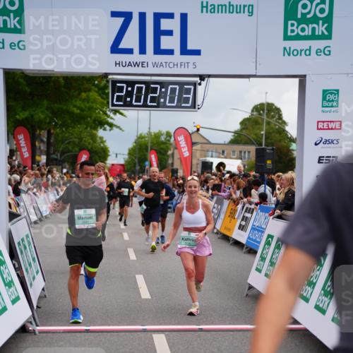 20.09.2026 - PSD Bank Halbmarathon LAZAROV Photography http://msf.ph/oto/10522003 20.09.2026 12:02:02 Ziel 2865, 2881, 2947, 2995, 3007, 3135, 3485, 4167, 4646 meine-sportfotos.de