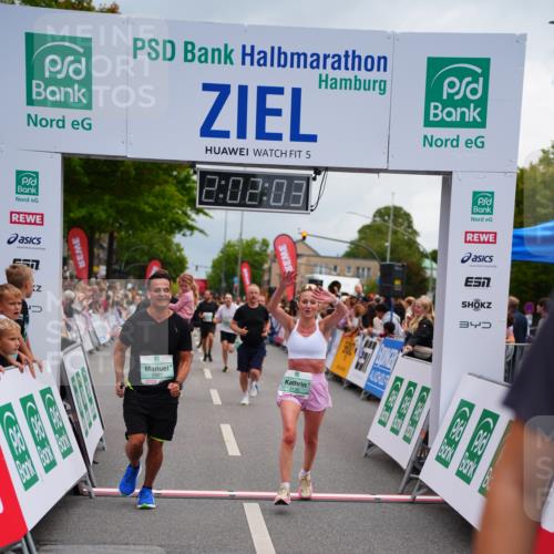 20.09.2026 - PSD Bank Halbmarathon LAZAROV Photography http://msf.ph/oto/10522024 20.09.2026 12:02:03 Ziel 2865, 2881, 2947, 2995, 3007, 3135, 3485, 4167, 4574, 4646 meine-sportfotos.de