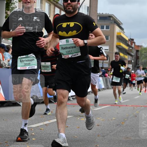 20.09.2026 - PSD Bank Halbmarathon J. Mangold http://msf.ph/oto/10522027 20.09.2026 11:58:40 Ziel 1035, 1251, 1304, 1741, 1936, 2290, 3447, 3598, 4355, 4570, 4572, 4694, 4738 meine-sportfotos.de