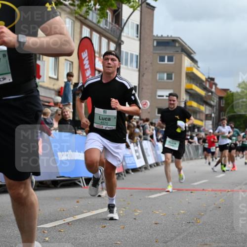 20.09.2026 - PSD Bank Halbmarathon J. Mangold http://msf.ph/oto/10522032 20.09.2026 11:58:41 Ziel 1035, 1251, 1304, 1936, 2290, 3447, 3598, 3718, 3810, 4029, 4355, 4570, 4572, 4694, 4738 meine-sportfotos.de
