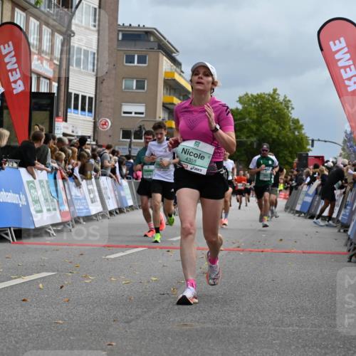 20.09.2026 - PSD Bank Halbmarathon J. Mangold http://msf.ph/oto/10522063 20.09.2026 11:58:44 Ziel 1035, 1251, 1304, 1778, 1936, 3447, 3598, 3718, 3810, 4029, 4355, 4570, 4572, 4694, 4738 meine-sportfotos.de