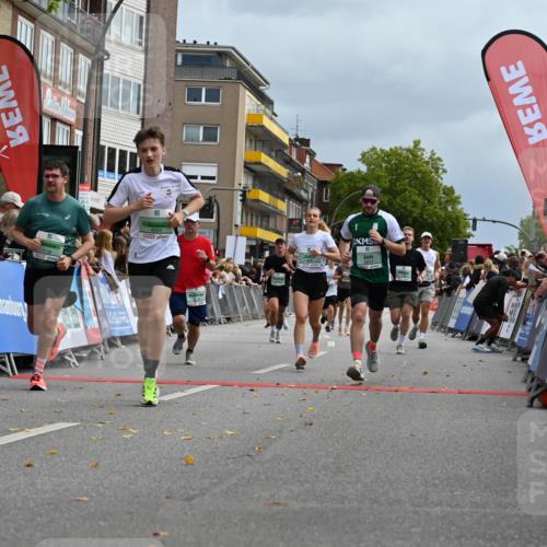 20.09.2026 - PSD Bank Halbmarathon J. Mangold http://msf.ph/oto/10522069 20.09.2026 11:58:46 Ziel 1035, 1778, 1936, 2050, 2185, 3447, 3718, 3810, 3940, 4029, 4355, 4570, 4572, 4694, 4738 meine-sportfotos.de