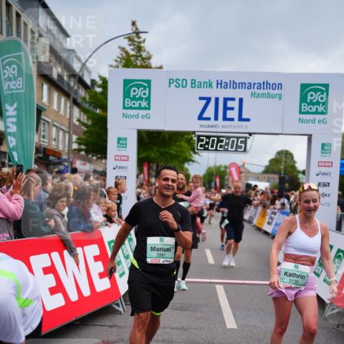 20.09.2026 - PSD Bank Halbmarathon LAZAROV Photography http://msf.ph/oto/10522073 20.09.2026 12:02:05 Ziel 2865, 2881, 2947, 2995, 3007, 3135, 3179, 3485, 4167, 4574, 4646, 4719 meine-sportfotos.de