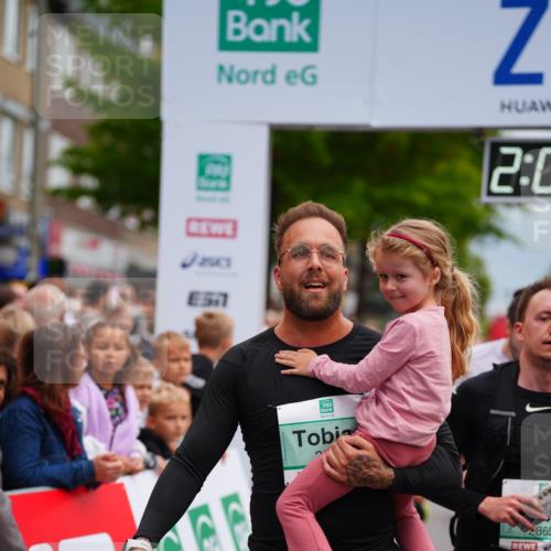 20.09.2026 - PSD Bank Halbmarathon LAZAROV Photography http://msf.ph/oto/10522077 20.09.2026 12:02:07 Ziel 2486, 2489, 2865, 2881, 2947, 2995, 3007, 3135, 3179, 3793, 4167, 4574, 4719 meine-sportfotos.de