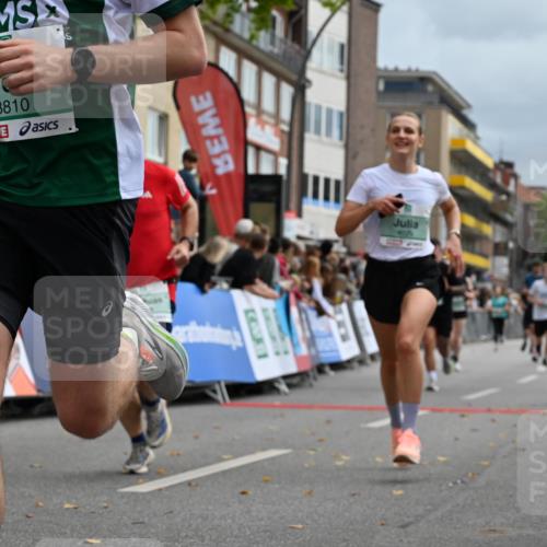 20.09.2026 - PSD Bank Halbmarathon J. Mangold http://msf.ph/oto/10522083 20.09.2026 11:58:49 Ziel 1035, 1197, 1519, 1778, 2050, 2185, 3112, 3467, 3718, 3810, 3940, 4029, 4223, 4286, 4355, 4694, 4738 meine-sportfotos.de